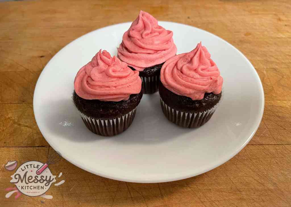 Mini Chocolate Raspberry&nbsp;Cupcakes