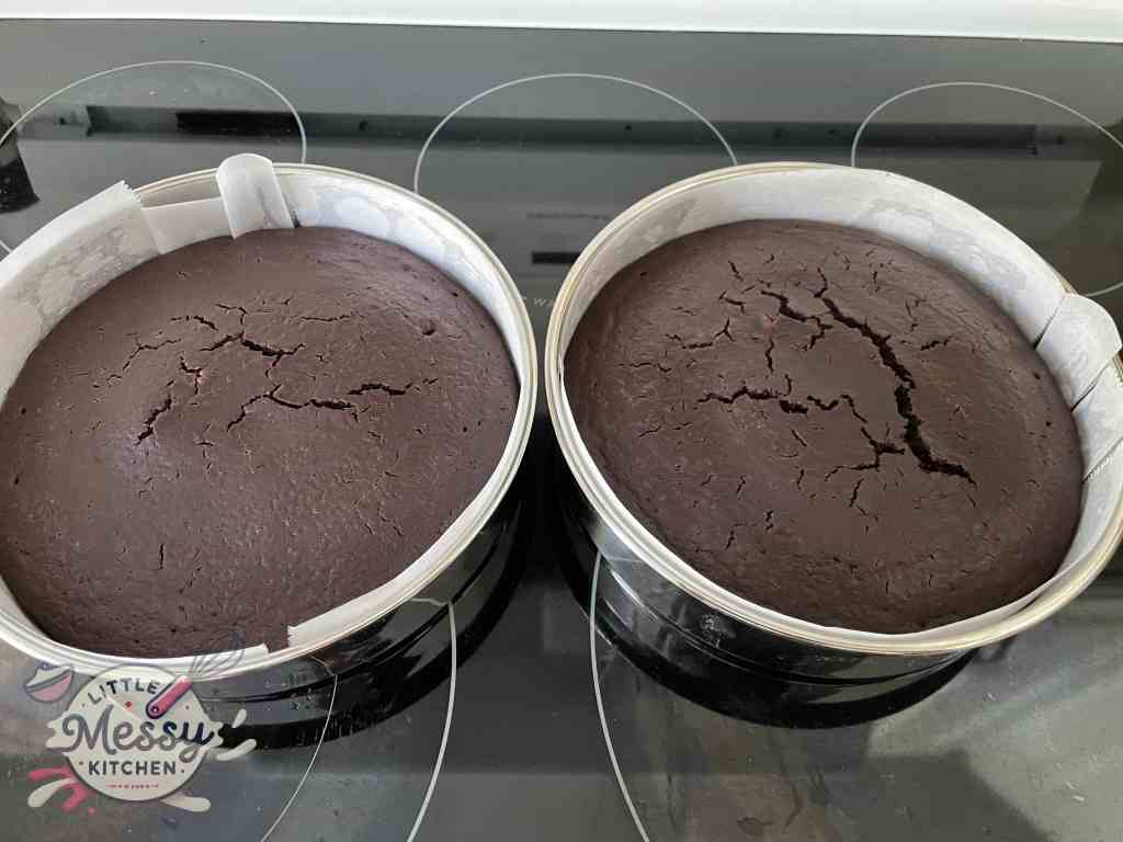Baked cake in cake round pan.